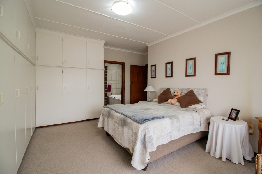 3 Bedroom Property for Sale in Vincent Heights Eastern Cape